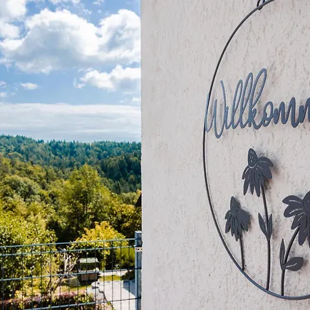 Stilvolle Mit Blick In Lägenhet Saldenburg